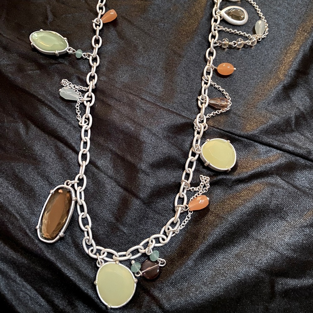Lia Sophia fashion necklace